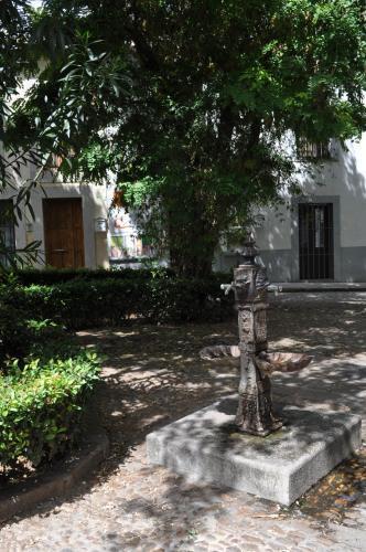 Apartamentos La Casa Pintada Caceres Exterior photo